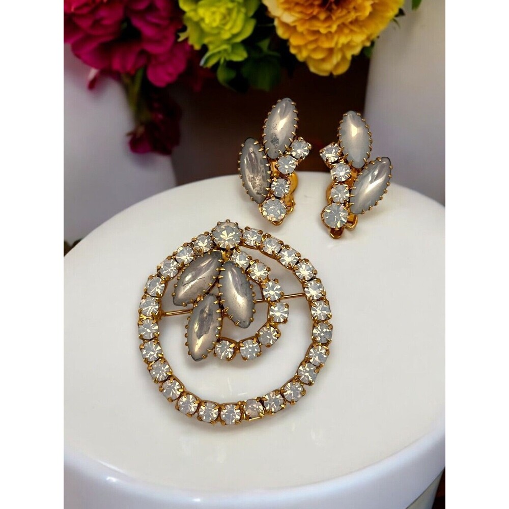 Vintage Brooch & Earring Set Prong Set Rhinestones Opal Demi-Parure Mcm 9v